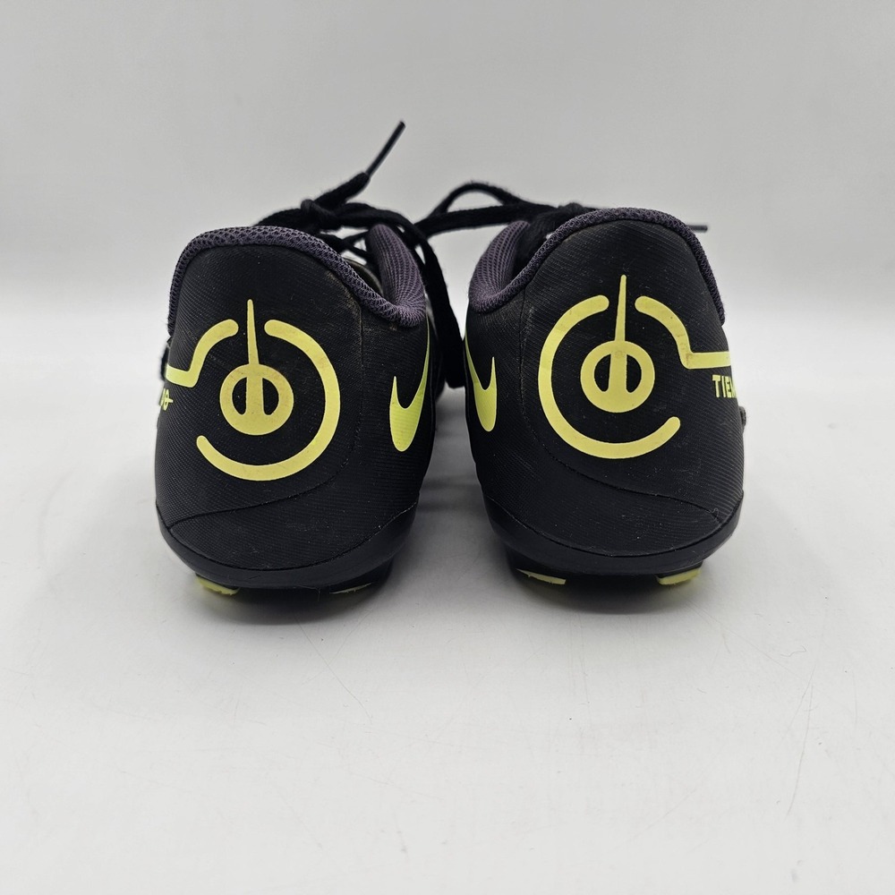 Nike Tiempo Soccer Cleats Shoes Youth Size 5.5Y Black Athletic Spikes DA1331-070 - Picture 4 of 9